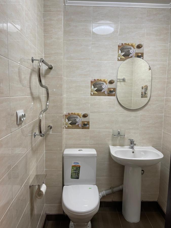 Hotel Fam_House Biszkek Zewnętrze zdjęcie